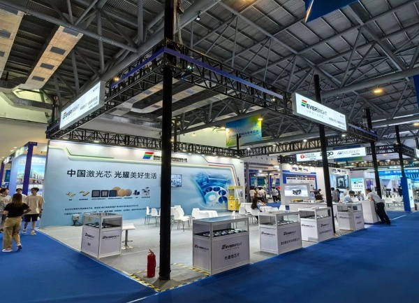 上海72㎡展位搭建費(fèi)用全解析！15萬(wàn)到50萬(wàn)+預(yù)算方案對(duì)比，助您精準(zhǔn)避坑！