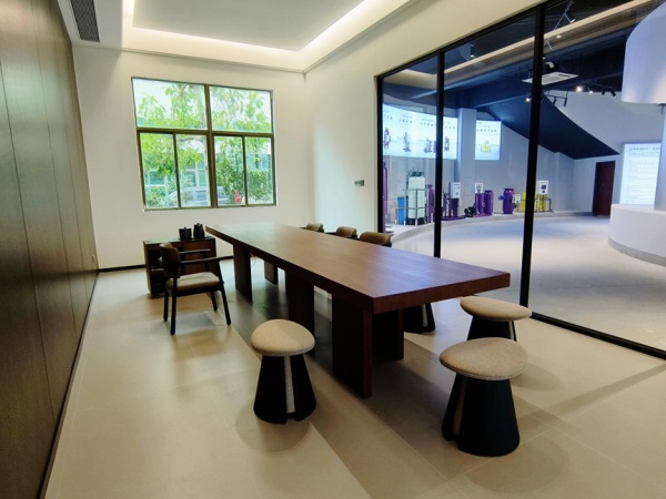 新工業(yè)風產品展廳設計